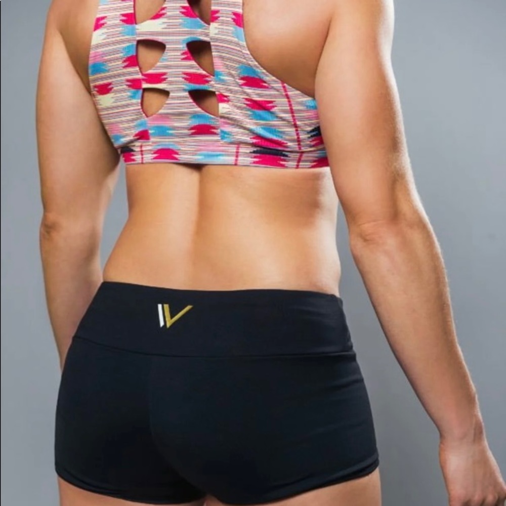 Vull Sport Tulip Training Booty Short
X-Small
Gently used, excellent condition